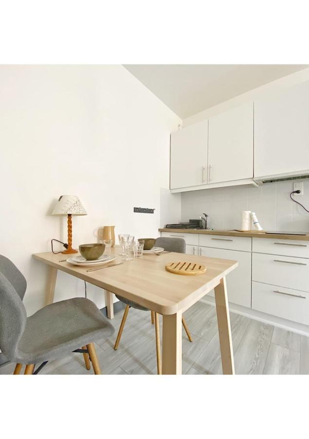 Coup De Coeur Au Pied Du Chateau - Nice Studio Ideally Located Annecy Eksteriør billede